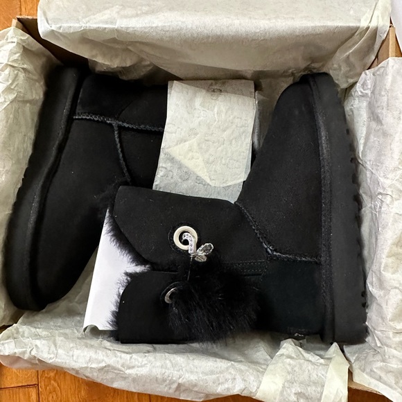 UGG CRYSTALS IRINA WINTER BOOTS 5 - Picture 2 of 8